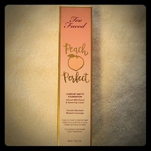 Too Faced Peach Perfect Comfort Matte Foundation